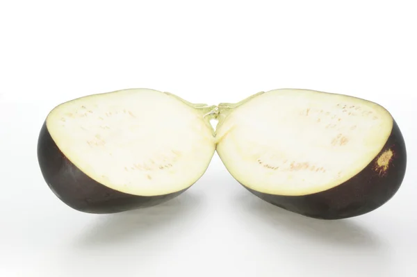 Fresh organic eggplant — Stock Photo, Image