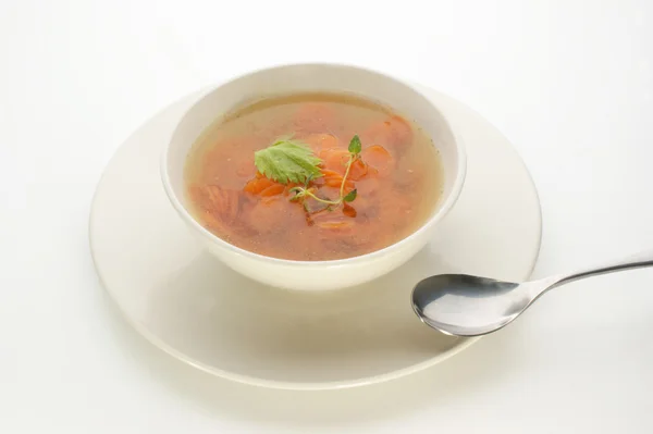 有機性ハーブとニンジンのスープ — ストック写真