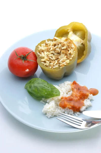 टोमॅटोसह खाण भरले पेपरिका — स्टॉक फोटो, इमेज