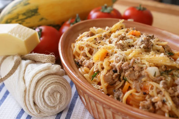 Spaghetti with mince meat — Stock Photo, Image