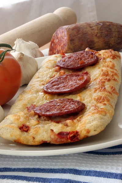 Pizza mit Steinofen — Stockfoto