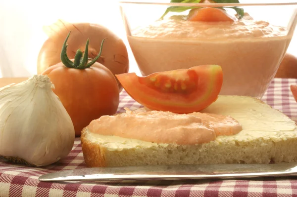 トマトとカッテージ チーズ — ストック写真
