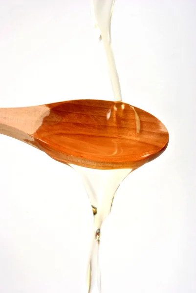 Органическое оливковое масло — стоковое фото