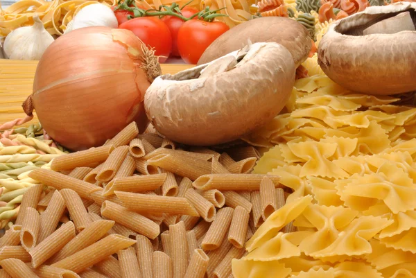 Noodle with organic mushroom — Stock Photo, Image