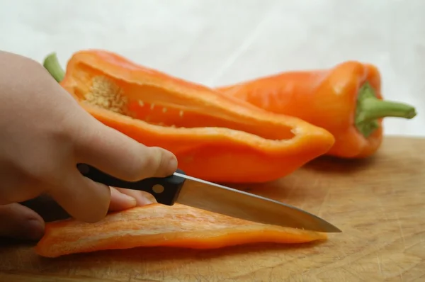 Come tagliare il peperoncino — Foto Stock