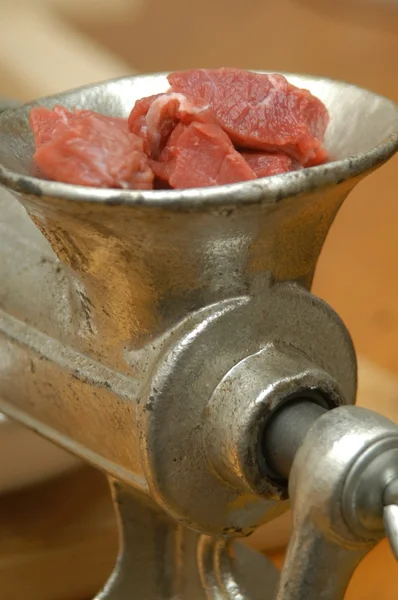 쇠고기 타타르어를 확인 하는 방법 — 스톡 사진
