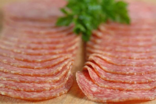 Plasterki salami — Zdjęcie stockowe