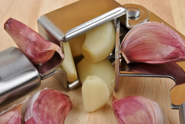 Fresh organic garlic — Stock Photo, Image