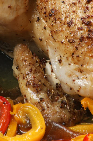Roasted delicious chicken — Stock Photo, Image