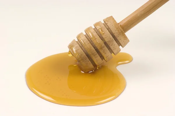 Honeyspoon와 유기농 꿀 — 스톡 사진