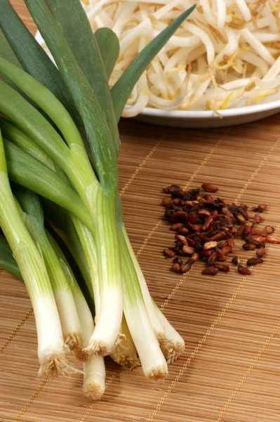Organic spring onion — Stock Photo, Image