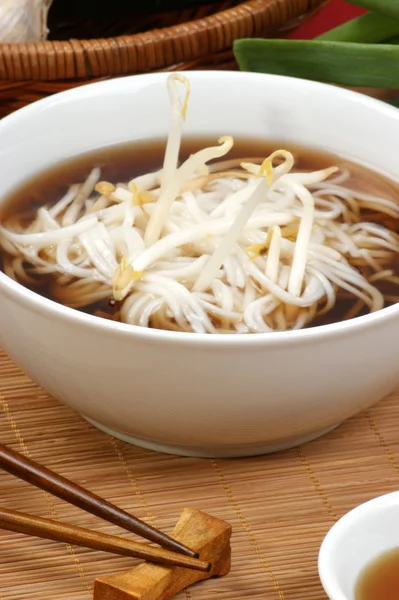 Zuppa di spaghetti in stile giapponese — Foto Stock