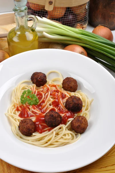 Spaghetti with organic tomato sauce — Stock Photo, Image
