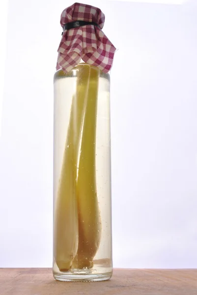 Organic olive oil with thai lemon grass — Stock Photo, Image