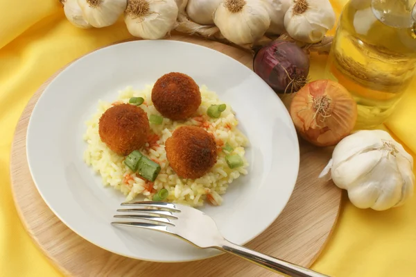 Chicken meat balls with organic rice — Stock Photo, Image
