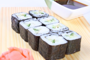 Maki sushi