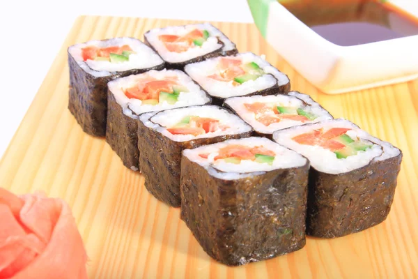 Maki sushi med grønnsaker – stockfoto