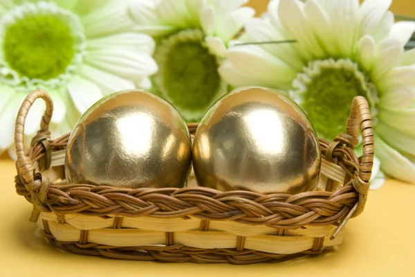 イースターの黄金の卵 — ストック写真