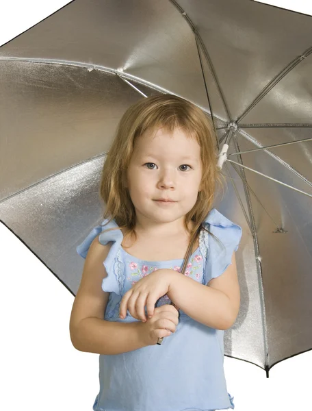 Маленька красива дівчинка з парасолькою — стокове фото