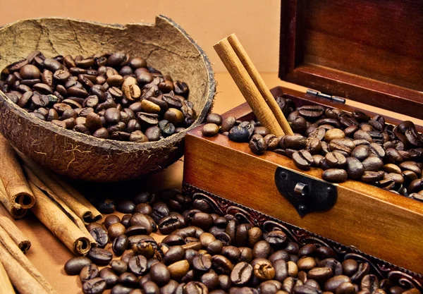 Palitos de café y canela — Foto de Stock