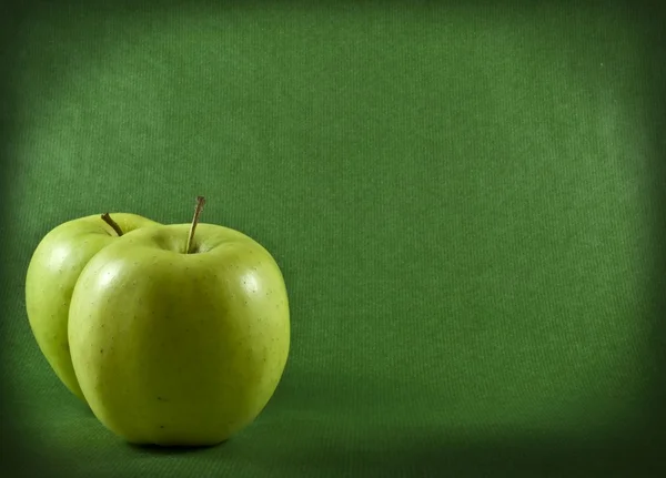 Két érett alma — Stock Fotó