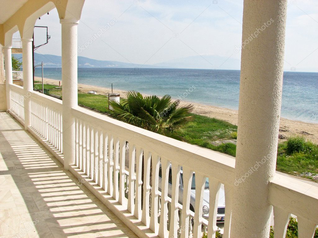 Balcony with view for the ocean