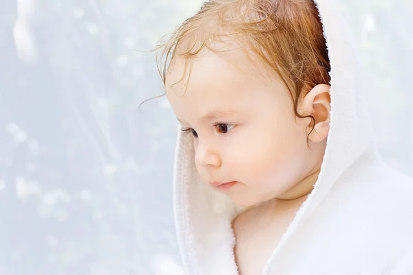 Barnet efter bad — Stockfoto