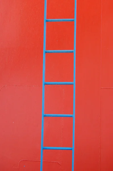 Blaue Leiter — Stockfoto