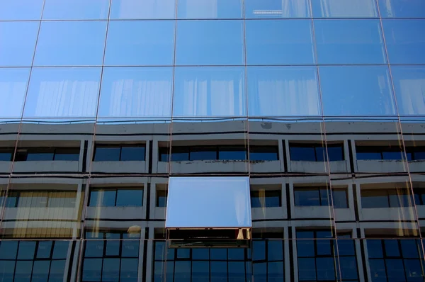 Fenster zum Glasbau — Stockfoto