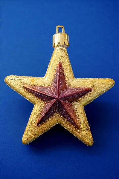 Noel ağacı altın yıldız dekorasyon — Stok fotoğraf