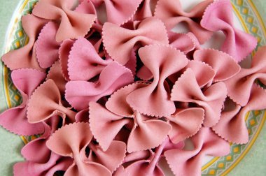 Farfalle pasta tabağı