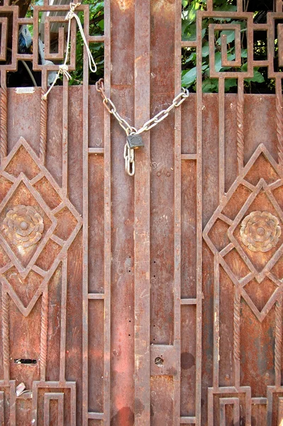 Porta vintage arrugginita — Foto Stock