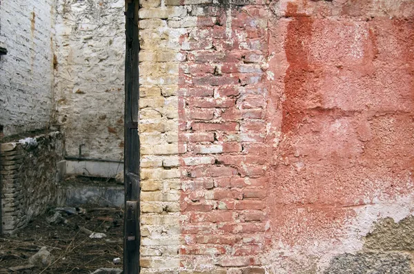 Muro de ladrillo envejecido —  Fotos de Stock