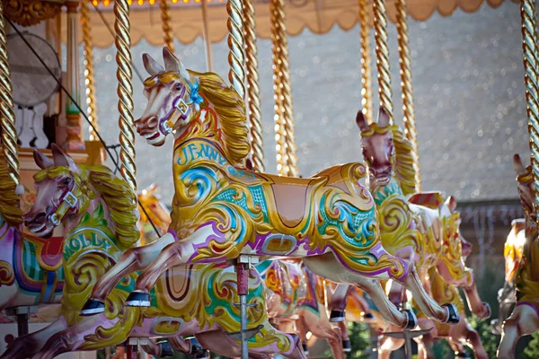 Karusell hästar — Stockfoto