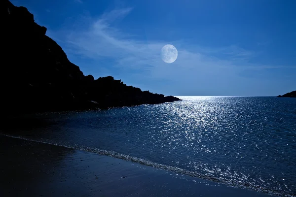 Лунный залив — стоковое фото