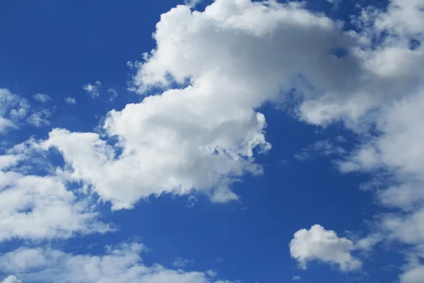 푸른 하늘 과 구름 스톡 사진