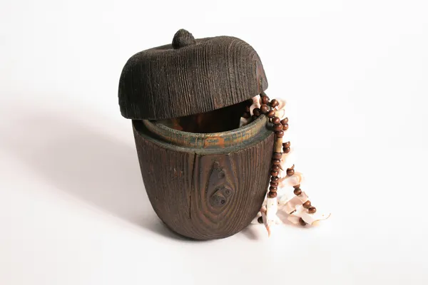 Wooden ancient box — Stock Photo, Image