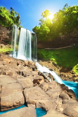 Dambri waterfall clipart