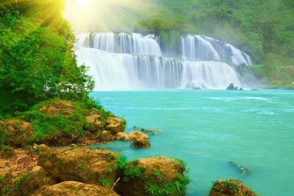 Detianischer Wasserfall — Stockfoto