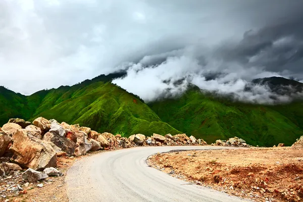 Гірська дорога — стокове фото