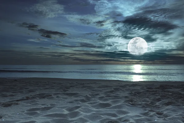 Światło księżyca — Zdjęcie stockowe