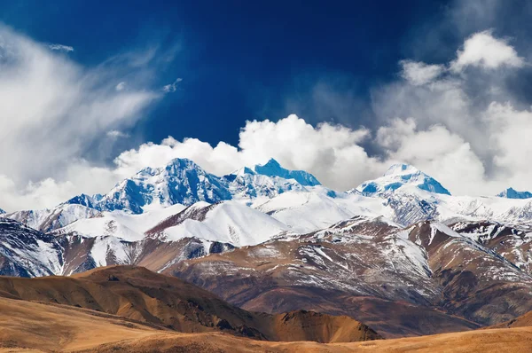 Himalayan βουνά — Φωτογραφία Αρχείου
