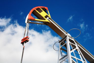 Oil pump jack clipart