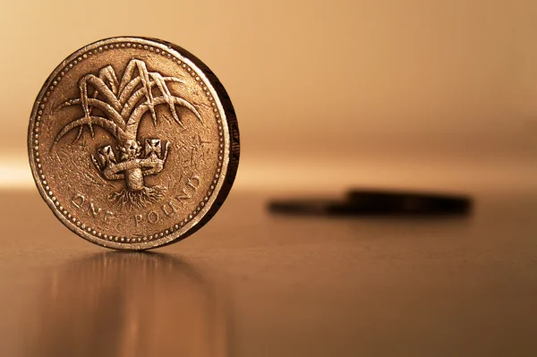 Один фунт стерлінгів монета — стокове фото