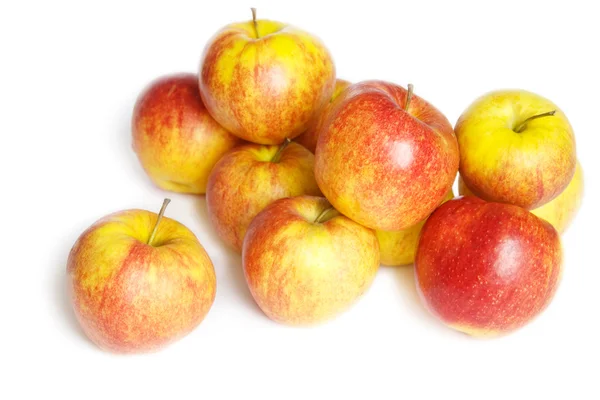 Kleine Gruppe roter Äpfel — Stockfoto