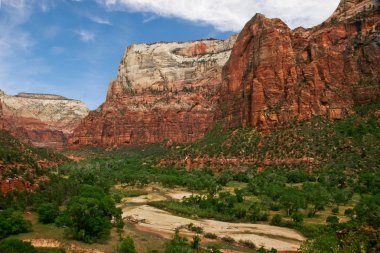 Zion canyon