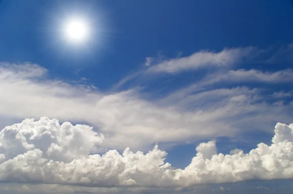 Beatiful blue sky — Stock Photo, Image