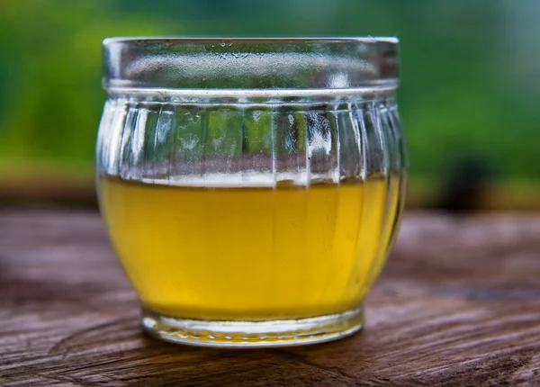 Зелений чай в склянці — стокове фото