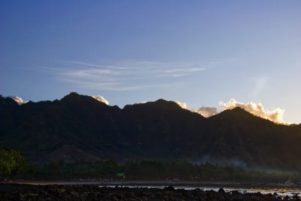 Zonsopgang op bali eiland — Stockfoto