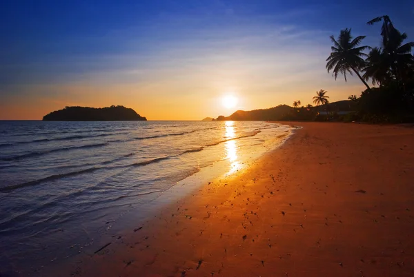 Tropický západ slunce — Stock fotografie